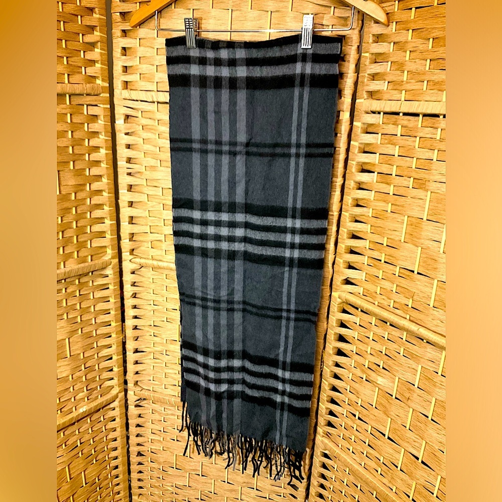 🧣Cashmere and Wool Blend Plaid Scarf